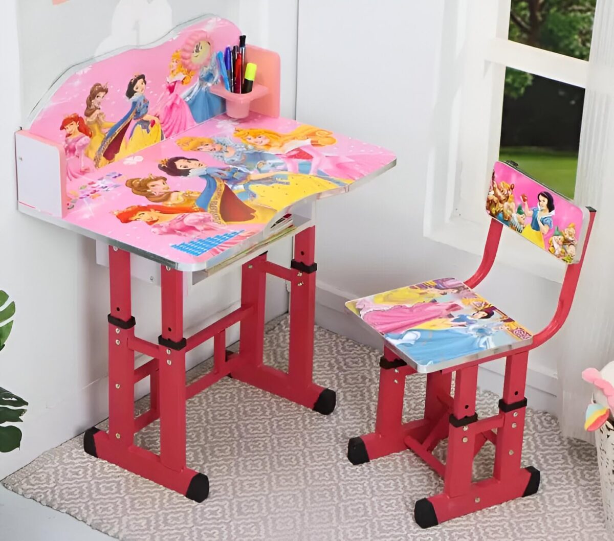 Kids Desk And Chair
